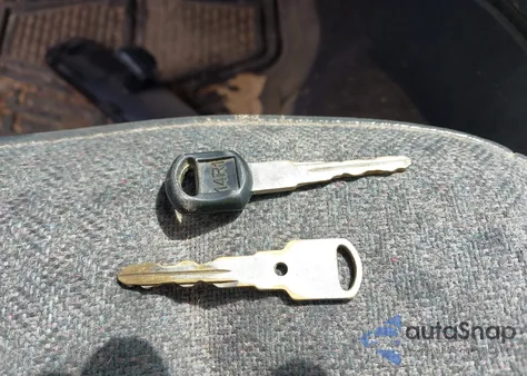 1998 Chevrolet Cavalier from USA, damaged, VIN 1G1JC5244W7312940